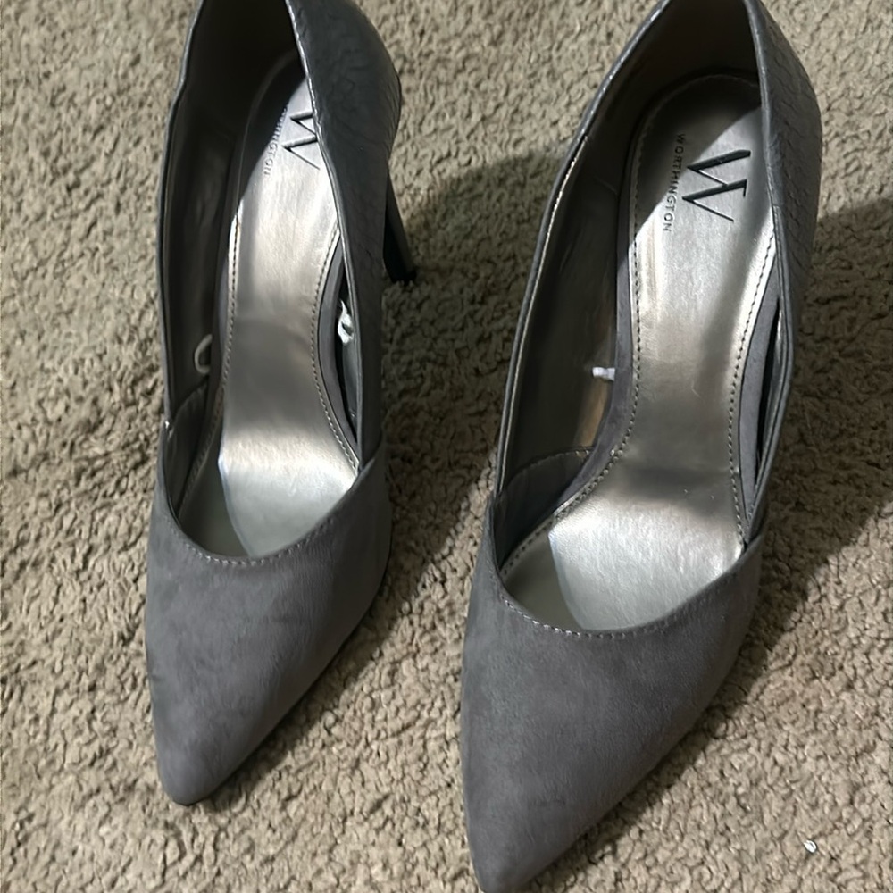 High heel shoes gray in color!